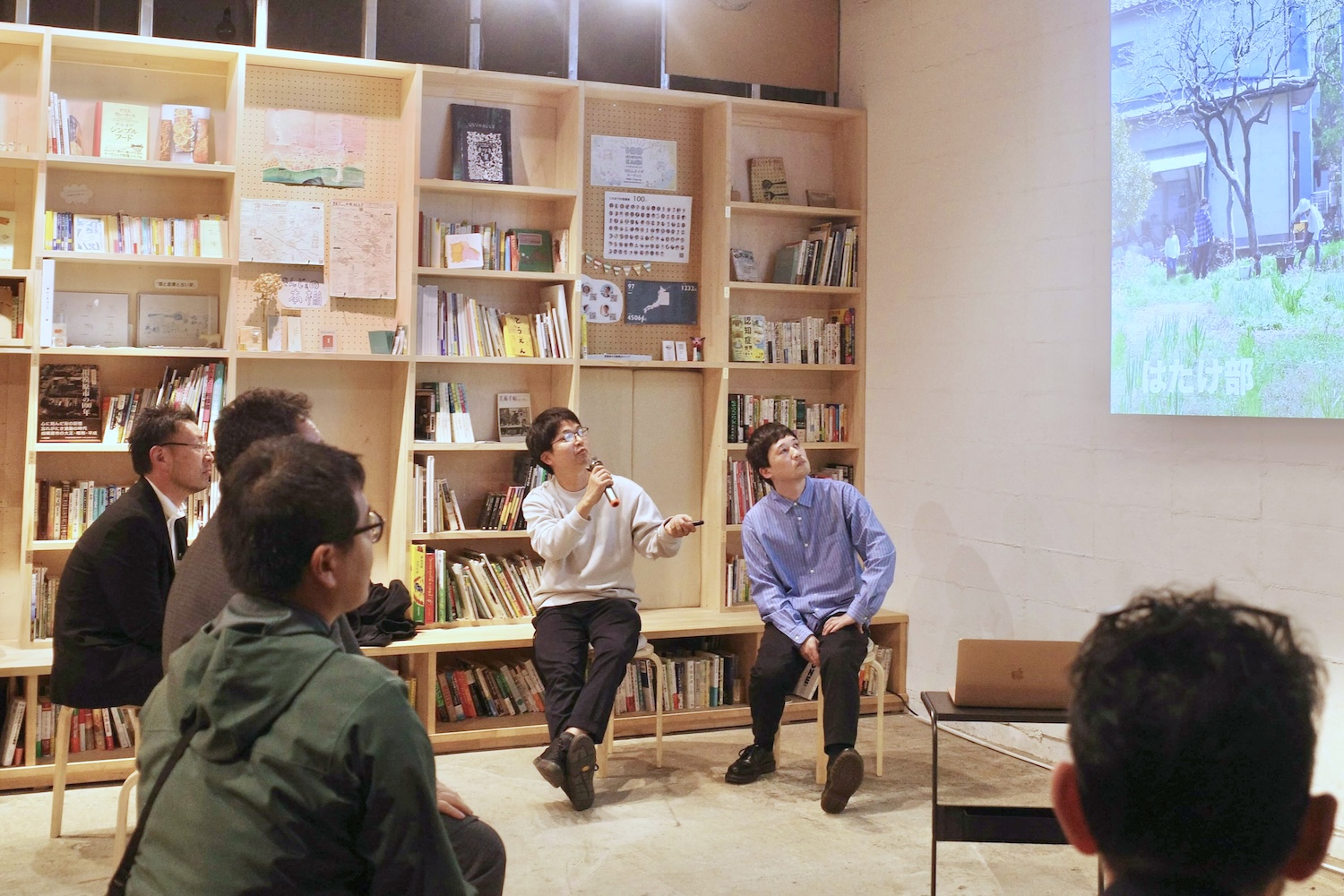 青木純さんの「パブリックライフ」という本の「出版記念トークイベント」をキチカで開催していただきました！ ミフミのブログ MIFUMI.Inc